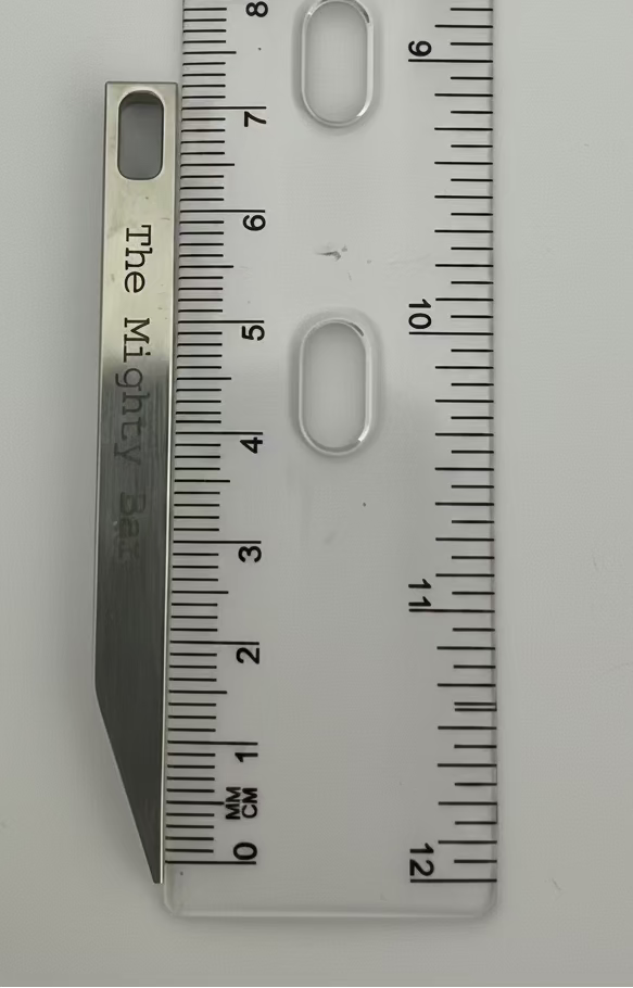 AVERX Titanium Mighty Bar flat pry tip and bottle opener detail