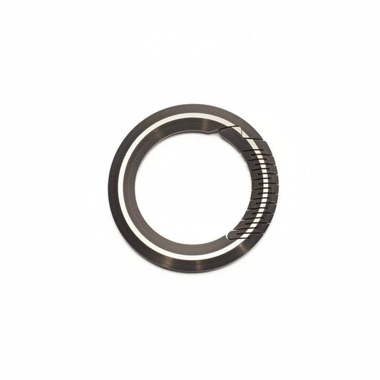 THE TITANIUM KEYRING - AVERX GearAVERX Titanium Keyring solid machined loop front viewAVERX Gear